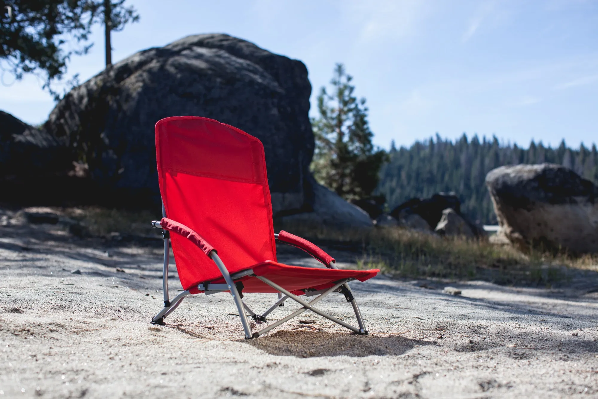 NC State Wolfpack - Tranquility Beach Chair with Carry Bag