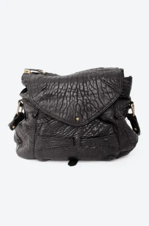 PEBBLED LEATHER FLAP BAG