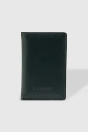 PEPPER PASSPORT HOLDER BLACK