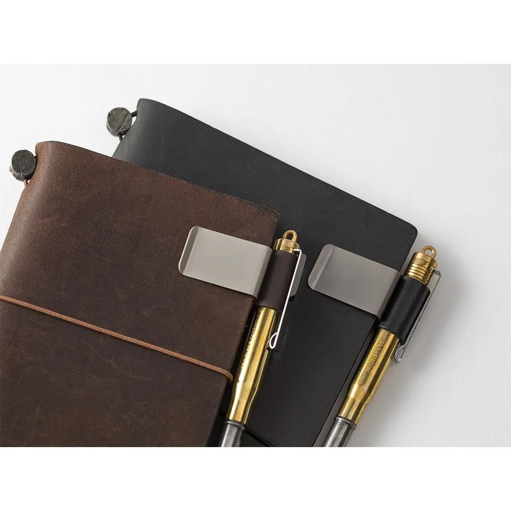 Traveler's Notebook Refill 016 (Regular & Passport Size) - Pen Holder <Medium> Black