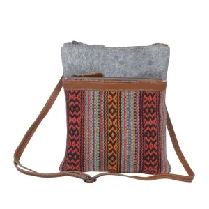 Vibrant tinges Small & Crossbody Bag