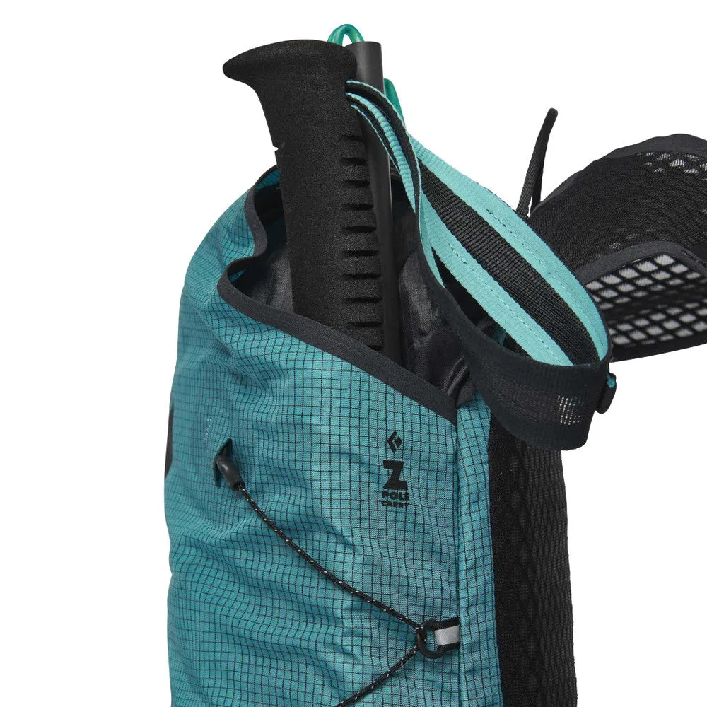 Women's Distance 8 Backpack (Past Season)